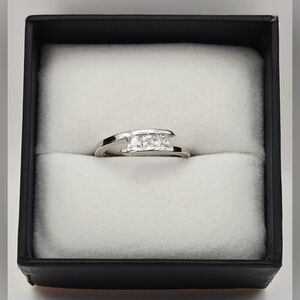 S925 Sterling Silver CZ Bypass Ring Channel Set Size 6.5